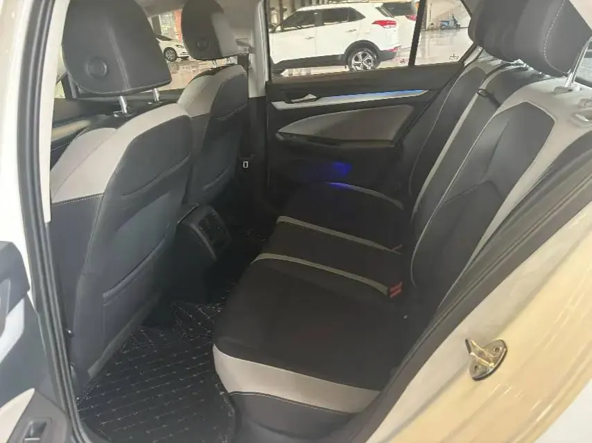 Golf 2021 280TSI DSG Pro First Edition 7