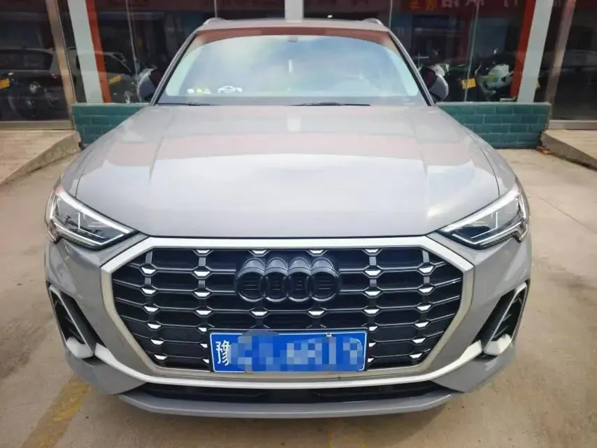Audi 2023 Q3 1.5TFSI 35TFSI Fashion Dynamic Automatic 3