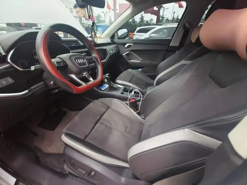 Audi 2023 Q3 1.5TFSI 35TFSI Fashion Dynamic Automatic 4