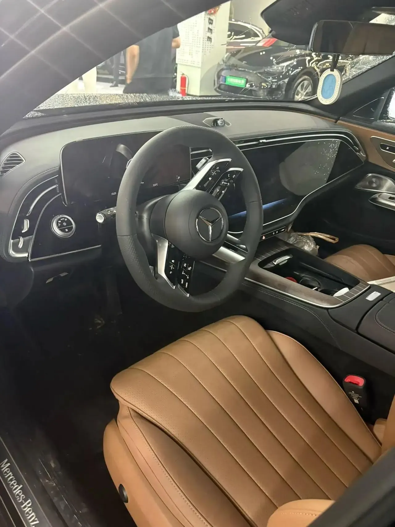 Mercedes Benz E Class 2026 E 300 L 48V 2.0T Luxury Automatic Gear 2