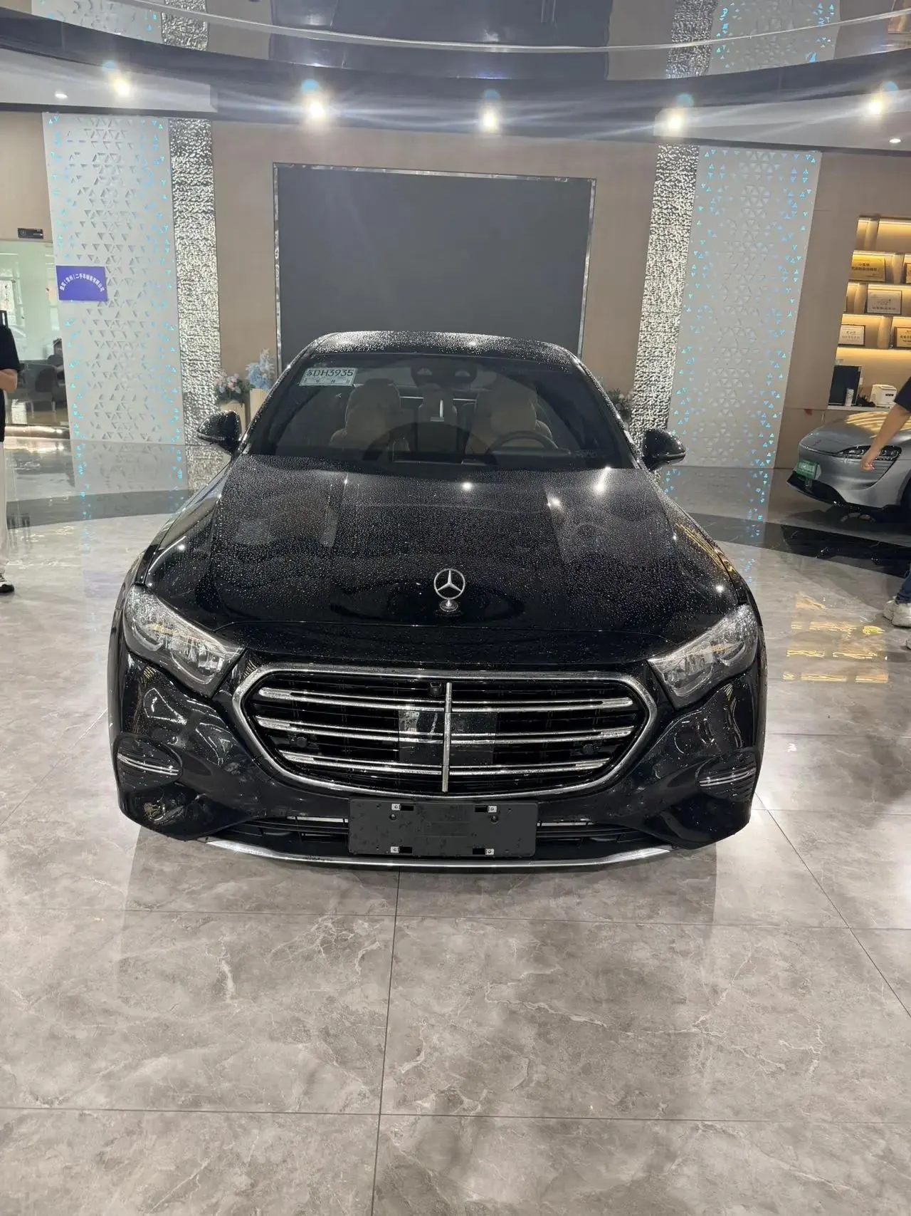 Mercedes Benz E Class 2026 E 300 L 48V 2.0T Luxury Automatic Gear 4