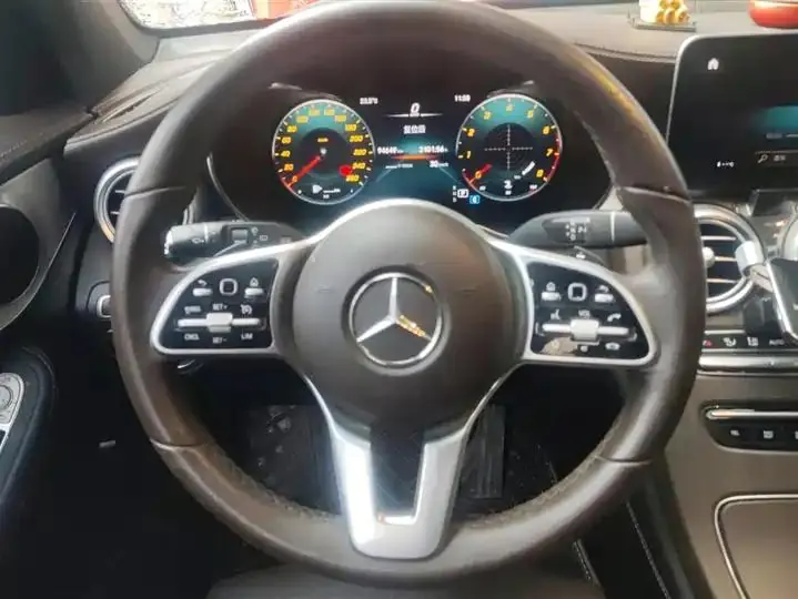Mercedes Benz GLC 2021 model GLC 260 L 4MATIC Dynamic Edition 15