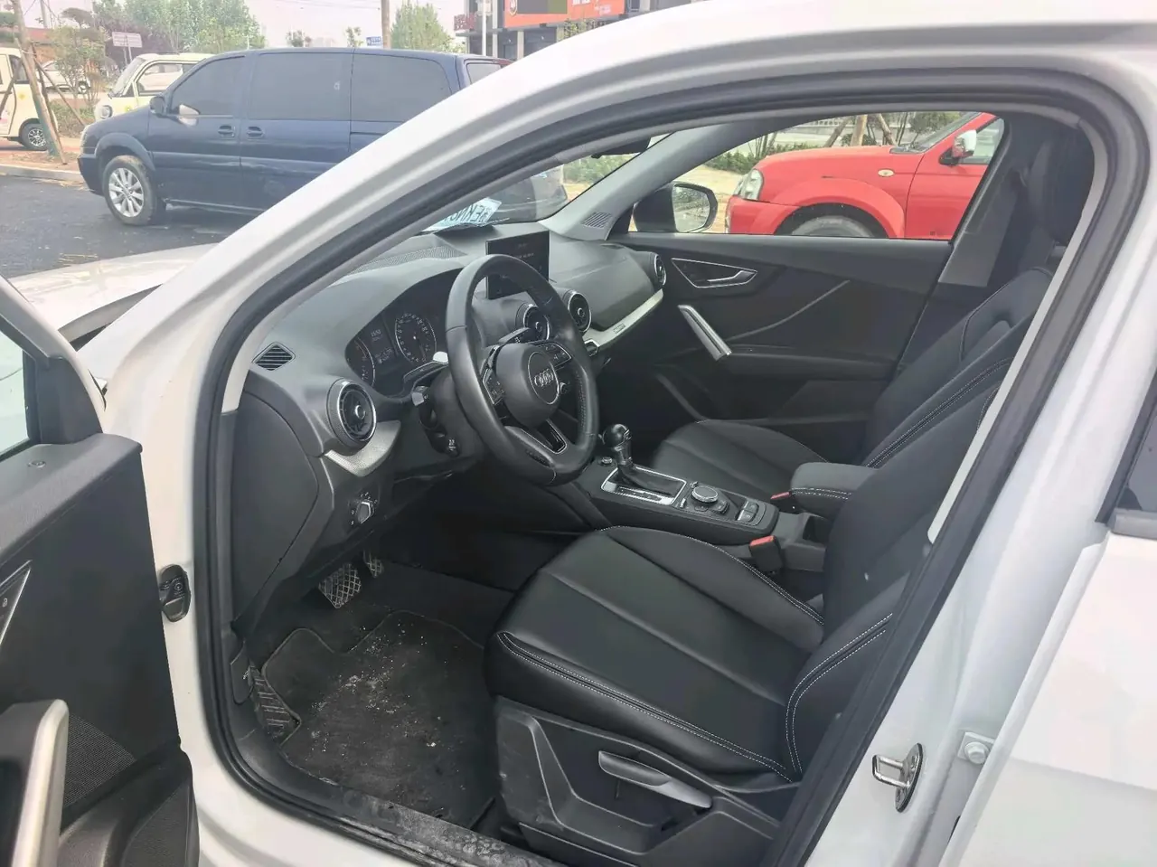 Audi Q2L 2020 35 TFSI Fashion Elegant 4