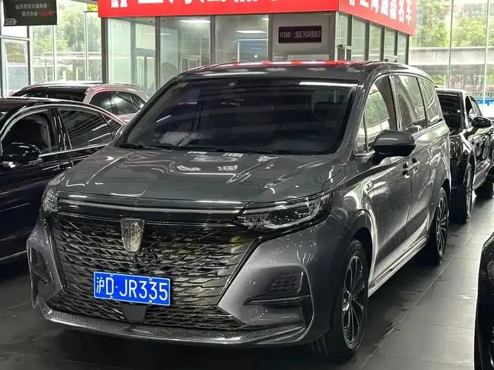 Открыть галерею: Roewe iMAX8 2021 400TGI Supreme Series Honorable Edition