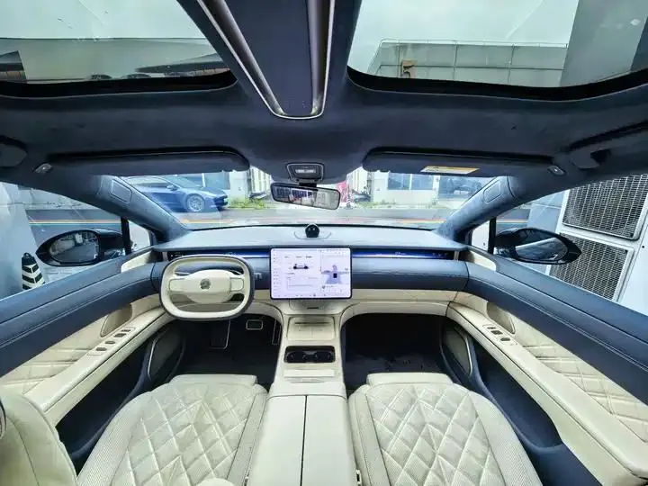 NIO ET9 2025 102kWh Signature Edition 9