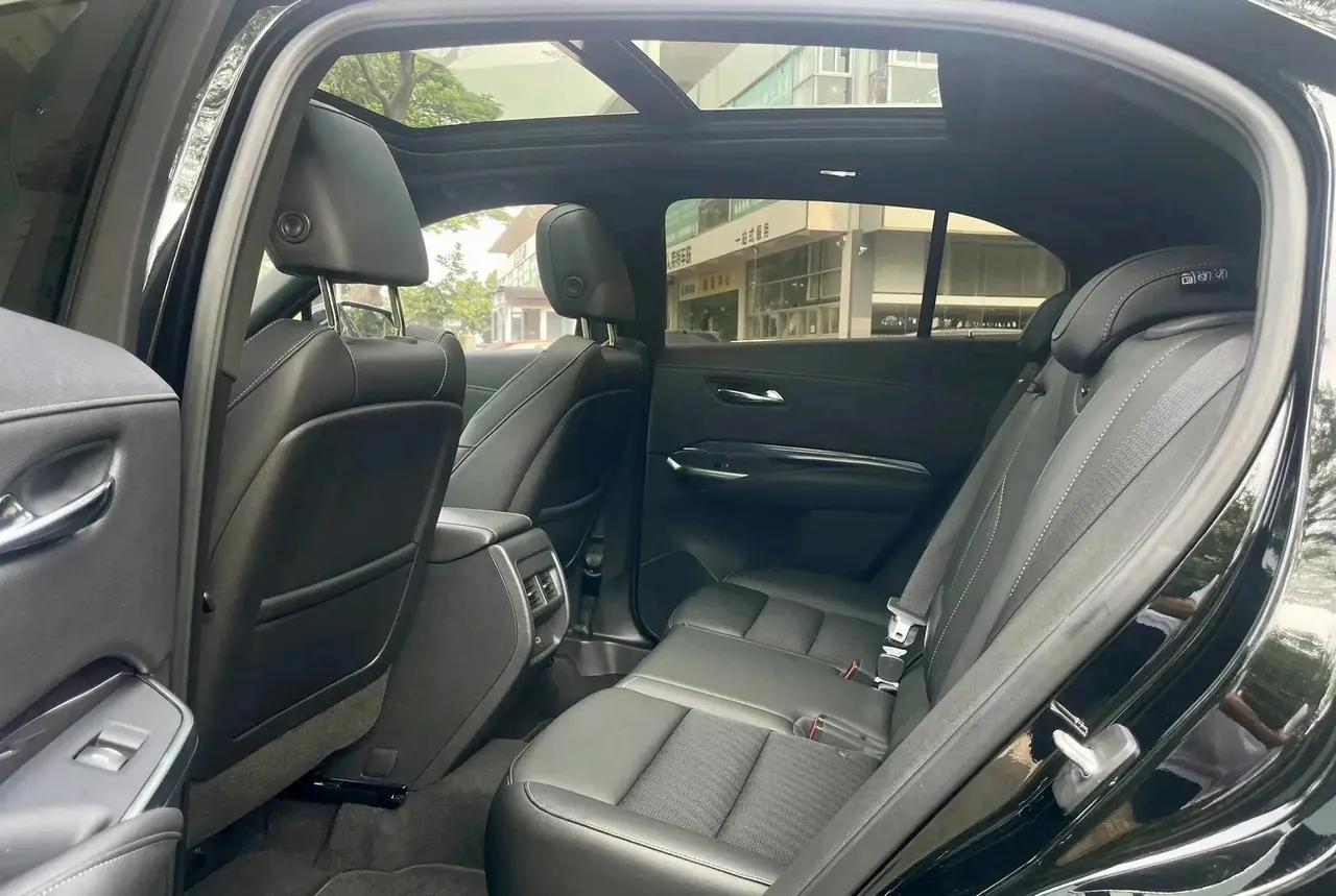 Cadillac XT4 2020 28T Two-Drive Technology 7