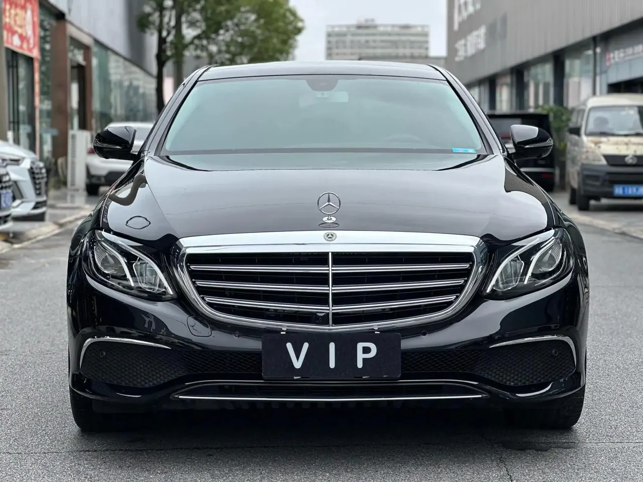 Mercedes Benz E-Class 2020 to E 300 L Fashion 2