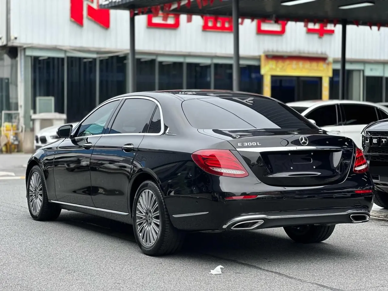 Mercedes Benz E-Class 2020 to E 300 L Fashion 4