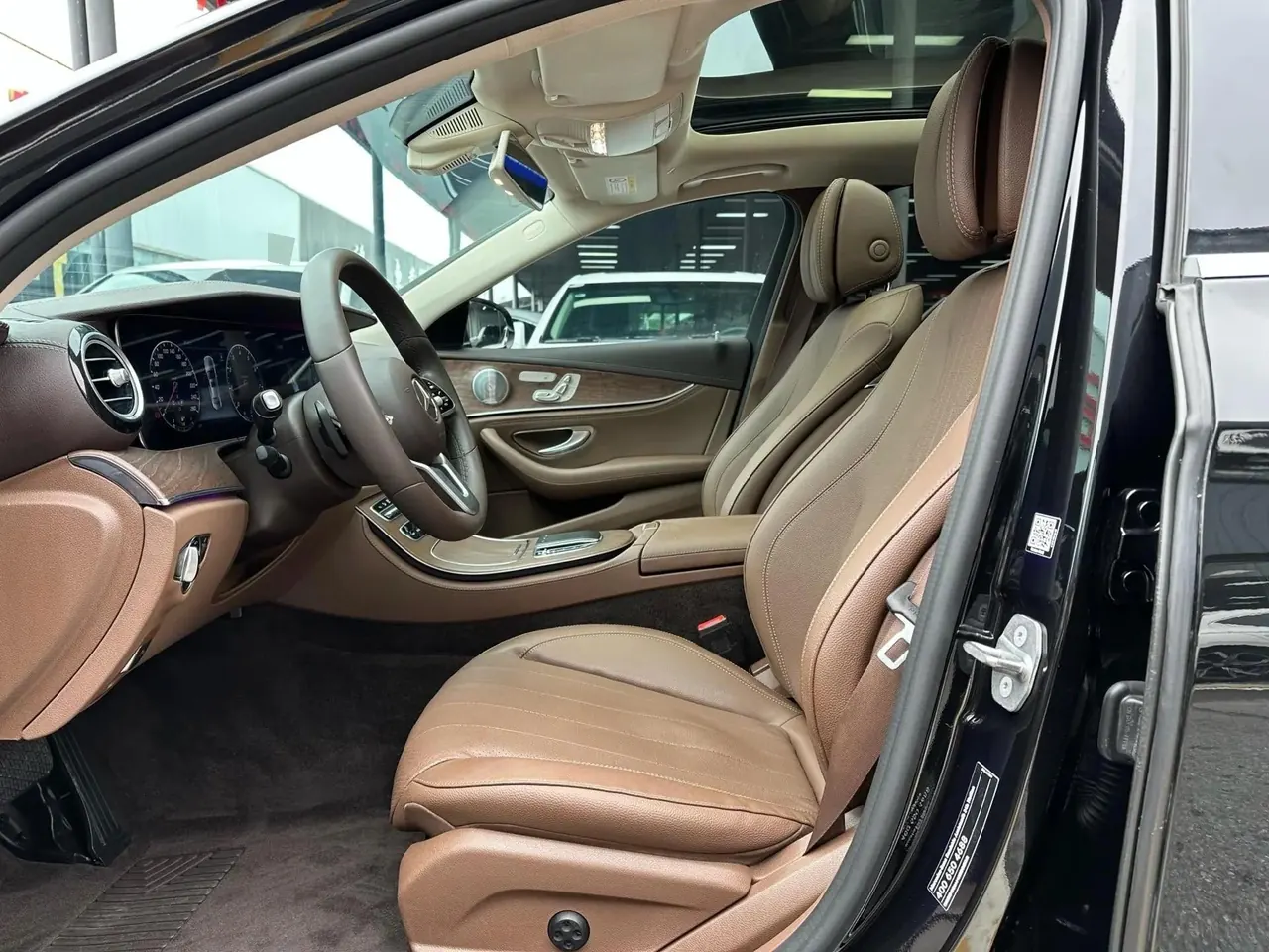 Mercedes Benz E-Class 2020 to E 300 L Fashion 5