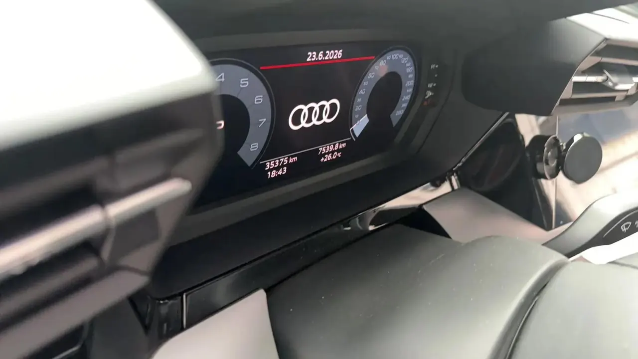 Audi A3 2022 model A3L Limousine 35 TFSI Sporty Style 7