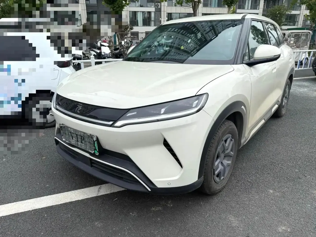 Open image lightbox: BYD 2025 Yuan UP 301KM Pilot Automatic Gear