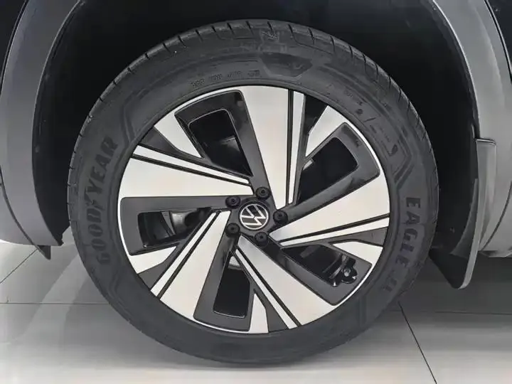 Tuang 2023 model changed to 380TSI four-wheel drive deluxe edition 7