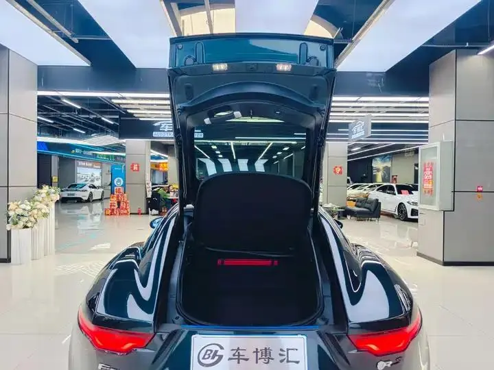 Jaguar F‑TYPE 2021 P300 Rear-Wheel-Drive Coupe 17