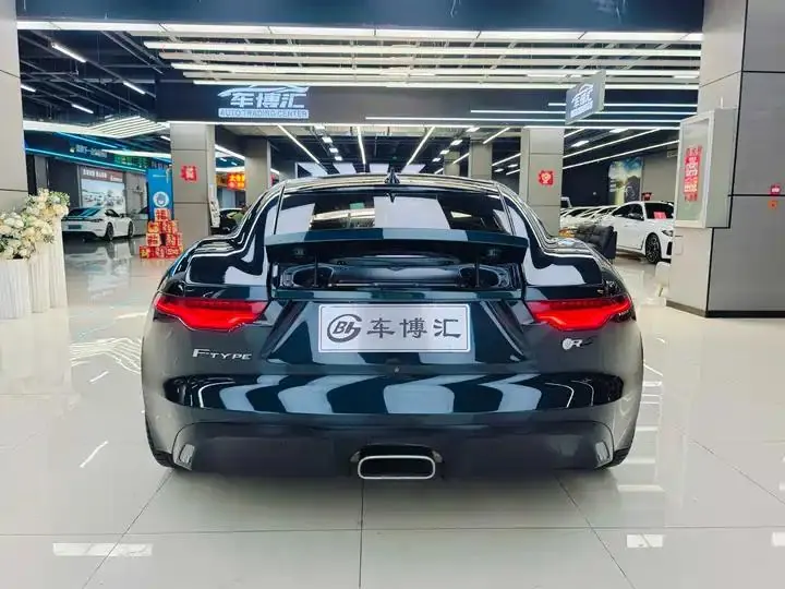 Jaguar F‑TYPE 2021 P300 Rear-Wheel-Drive Coupe 6