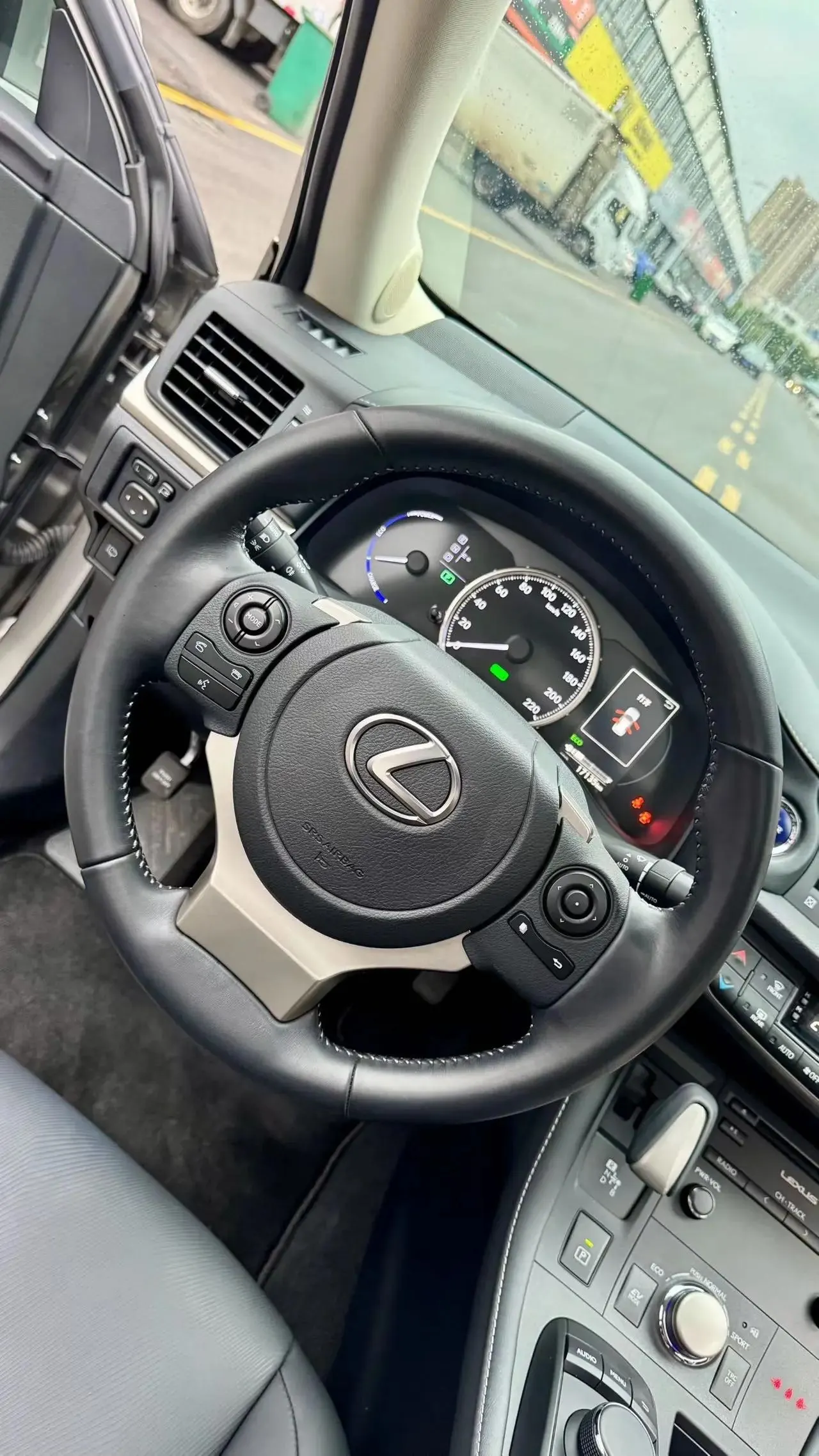 Lexus CT 2017 CT200h Comfort Edition Monochrome National V 7