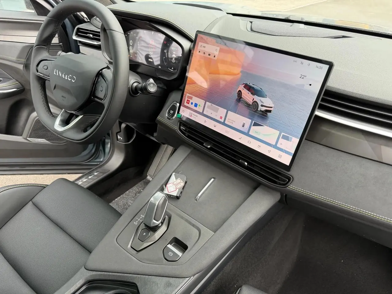 LYNK&amp;CO 2025 LYNK&amp;CO 01 2.0TD Two-wheel Drive New Pro Edition Automatic Gear 7