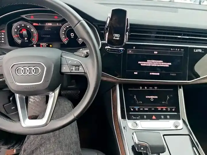Audi Q7 2022 45 TFSI quattro S line Sport 10
