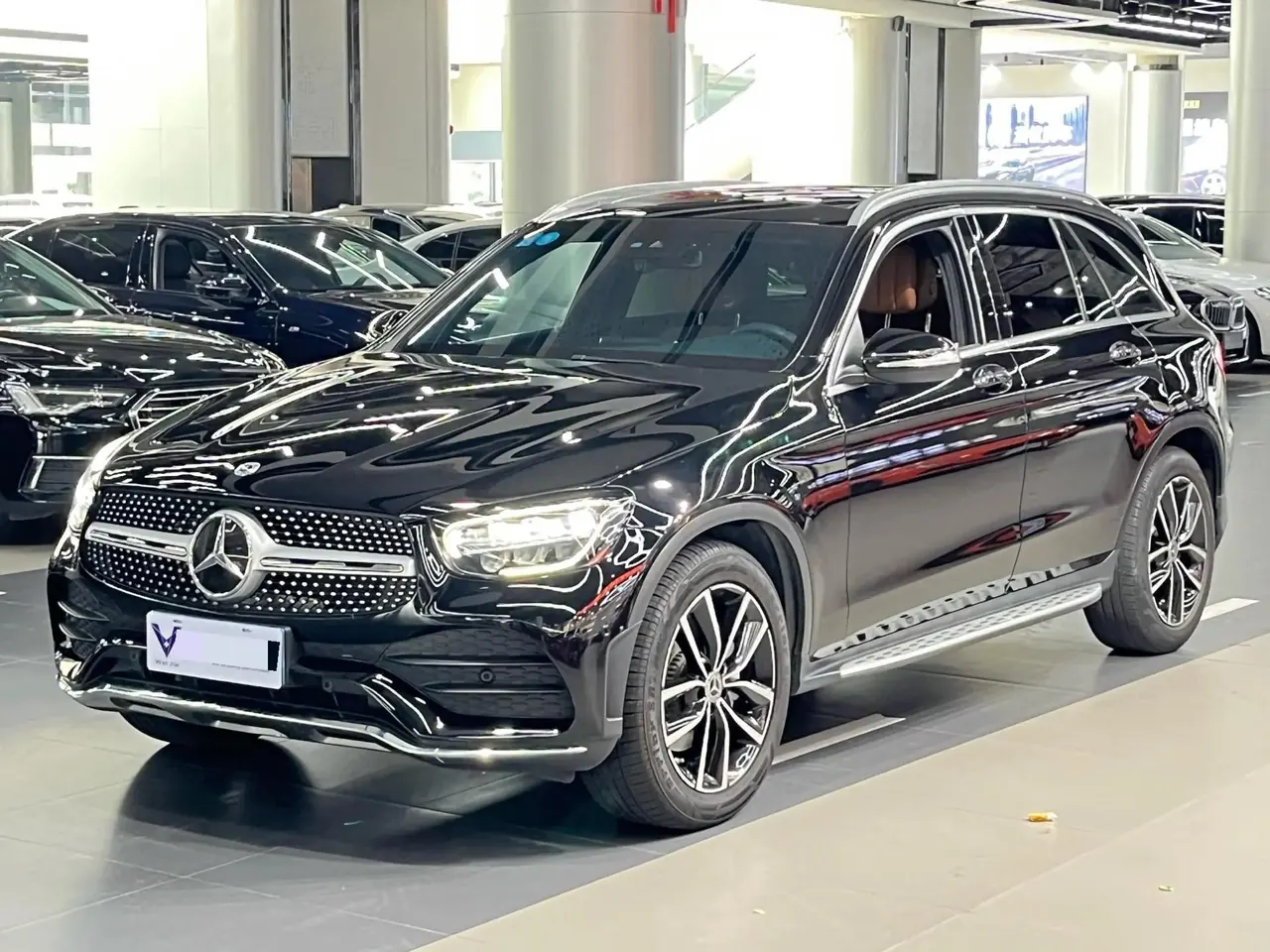 Mercedes Benz GLC 2020 model, facelifted GLC 300 L 4MATIC Sport version - View 1