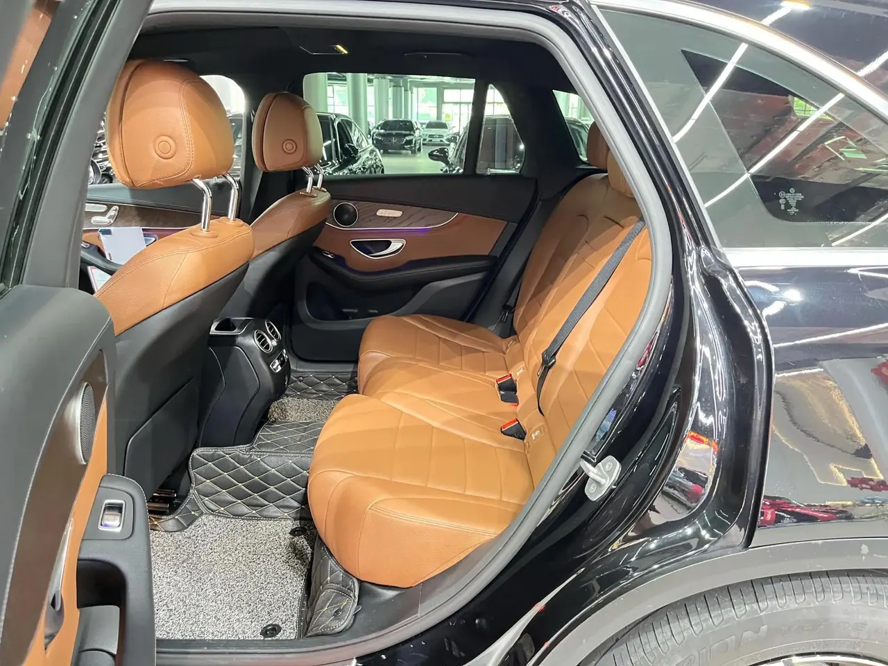 Mercedes Benz GLC 2020 model, facelifted GLC 300 L 4MATIC Sport version 6
