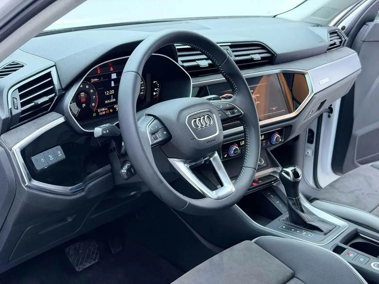 Audi Q3 2021 model 35 TFSI Progressive Dynamic Edition 6