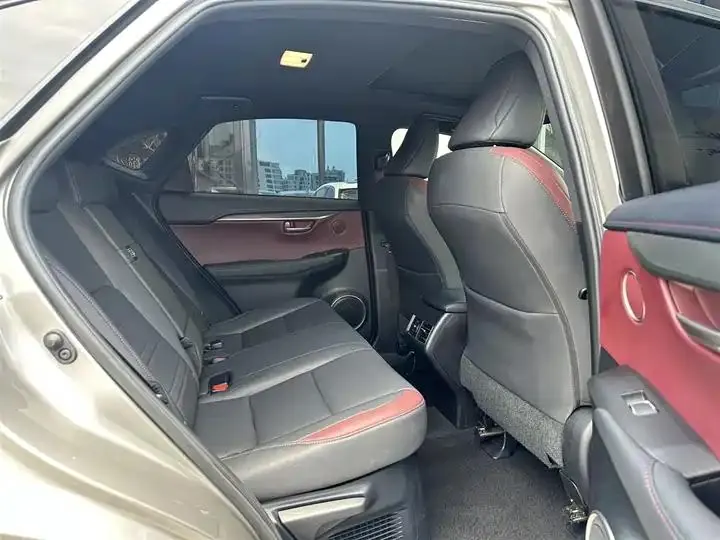 Lexus NX 2015 300h Precursor Edition 9