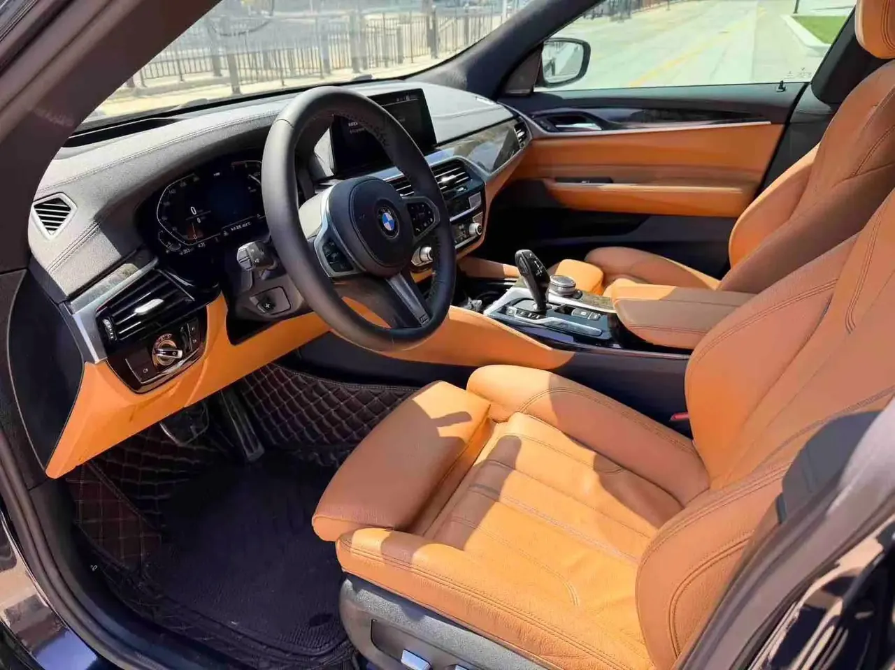 BMW 6 GT 2020 630i M sports suit 3