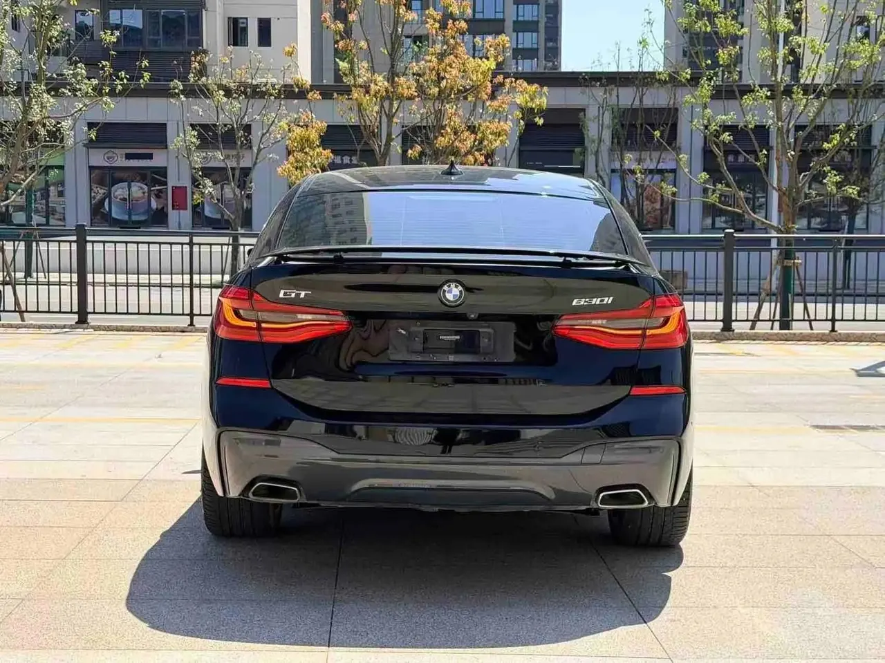 BMW 6 GT 2020 630i M sports suit 7
