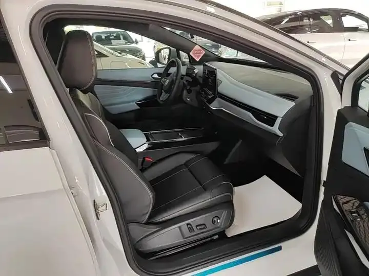 ID. 4 x 2024 Pure Smart Edition 25