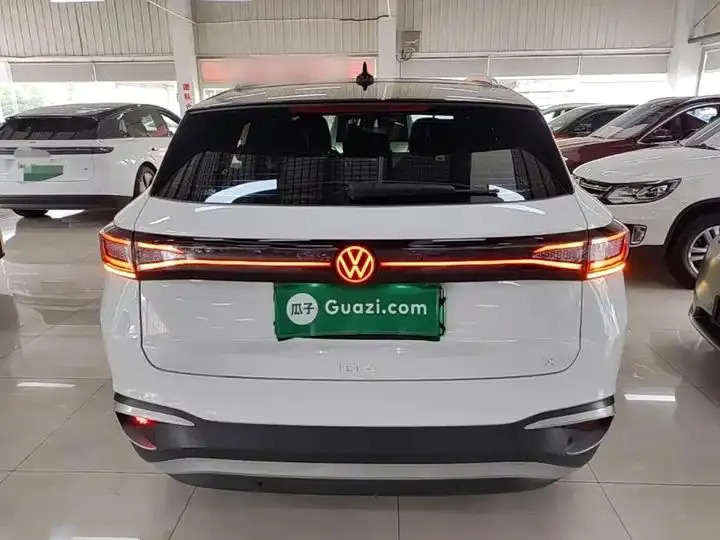 ID. 4 x 2024 Pure Smart Edition 6