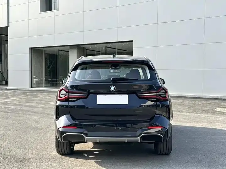 BMW iX3 2022 model change to create collar type 10
