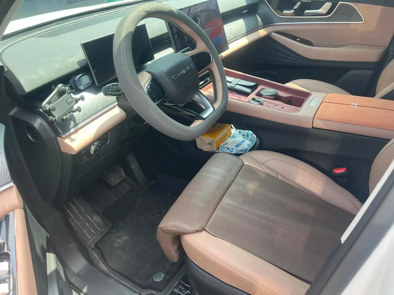 Chery 2024 Ruihu 8 L 2.0T Two-Drive Deluxe Edition 5-seat Automatic Gear 2