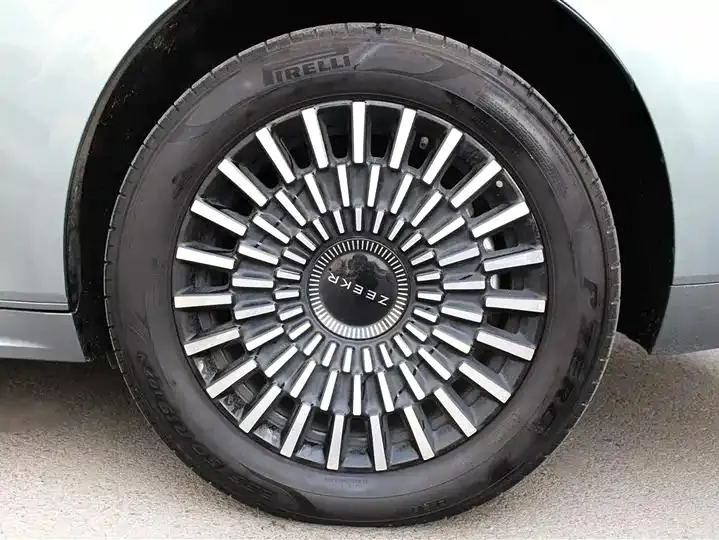 Zeekr 009 2024 Model Six-Seat Executive All-Wheel Drive 108kWh 14