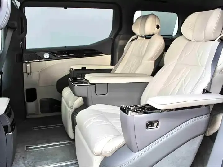 Zeekr 009 2024 Model Six-Seat Executive All-Wheel Drive 108kWh 18