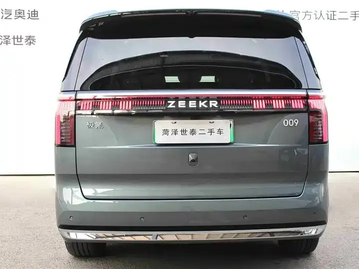 Zeekr 009 2024 Model Six-Seat Executive All-Wheel Drive 108kWh 4