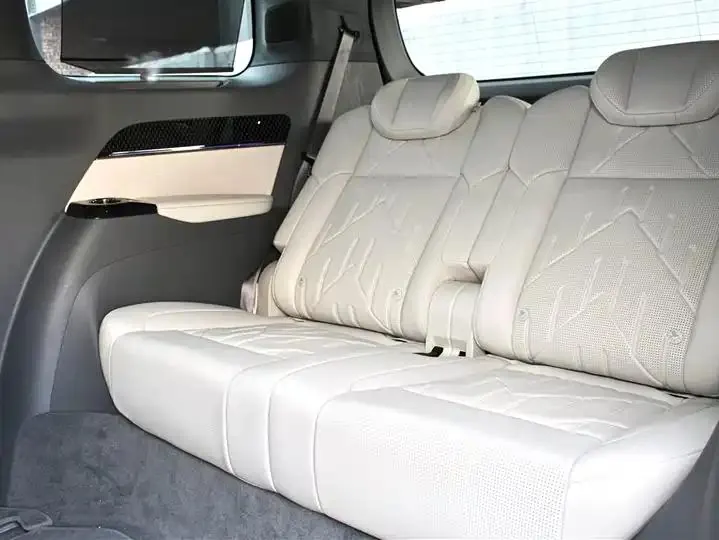 Zeekr 009 2024 Model Six-Seat Executive All-Wheel Drive 108kWh 8
