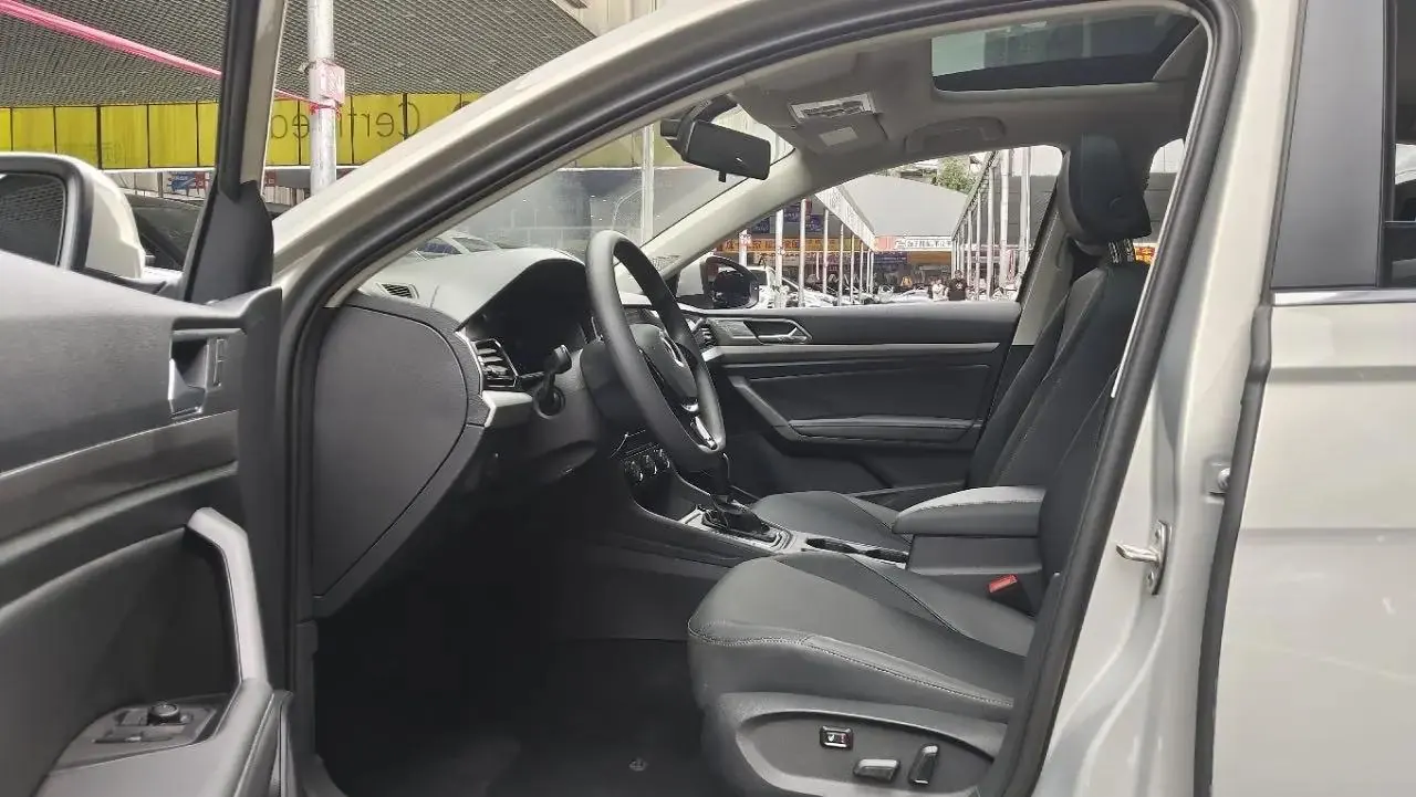Lavida 2022 280TSI DSG Comfort Edition 2