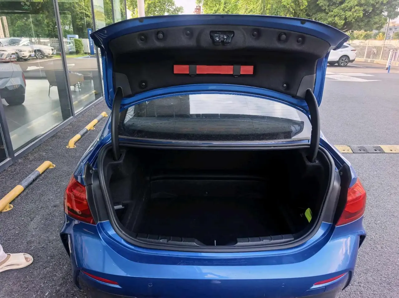 BMW 1 Series 2020 120i M Sports Suit 10