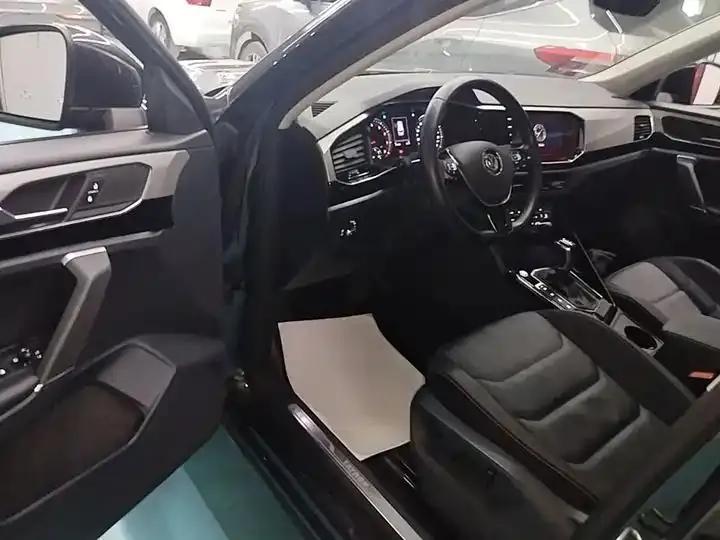 Tangyue 2020 330TSI Front-Wheel-Drive Luxury Smart Connectivity Edition 16