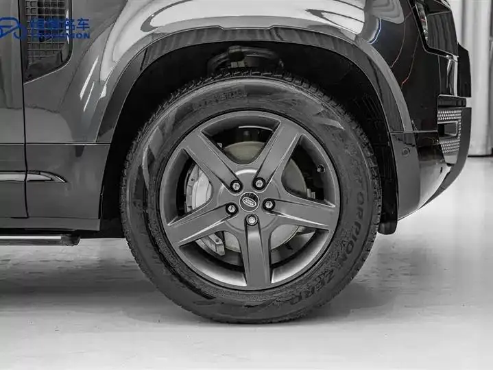 Land Rover Guard 2023 to 110 3.0T P400 X-DYNAMIC HSE 11