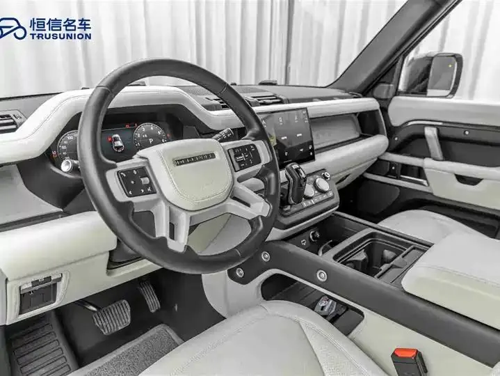 Land Rover Guard 2023 to 110 3.0T P400 X-DYNAMIC HSE 12