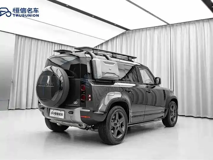 Land Rover Guard 2023 to 110 3.0T P400 X-DYNAMIC HSE 5