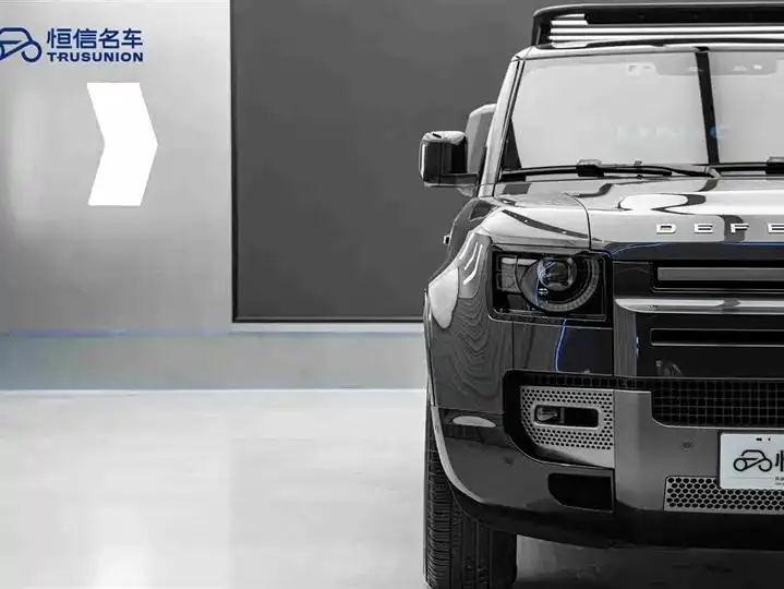 Land Rover Guard 2023 to 110 3.0T P400 X-DYNAMIC HSE 8