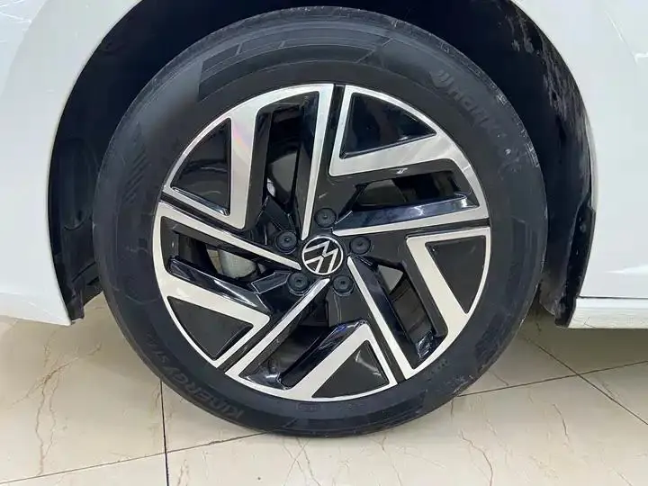 Lavida 2023 280TSI DSG Exceed Plus Edition 10