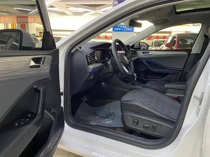 Lavida 2023 280TSI DSG Exceed Plus Edition 7