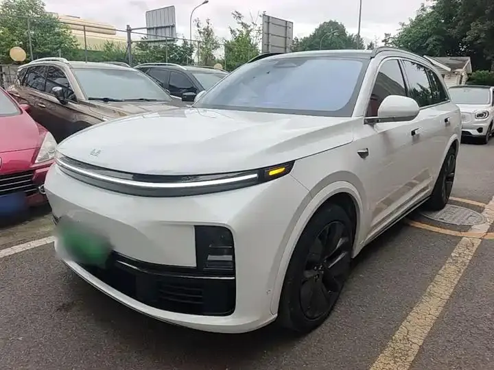 Открыть галерею: Li L7 2023 Pro