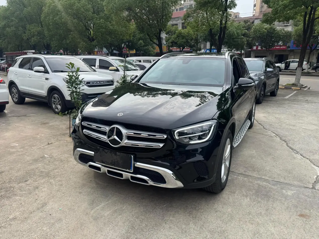 Mercedes Benz GLC 2020 model facelifted GLC 260 L 4MATIC Luxury Edition - View 1