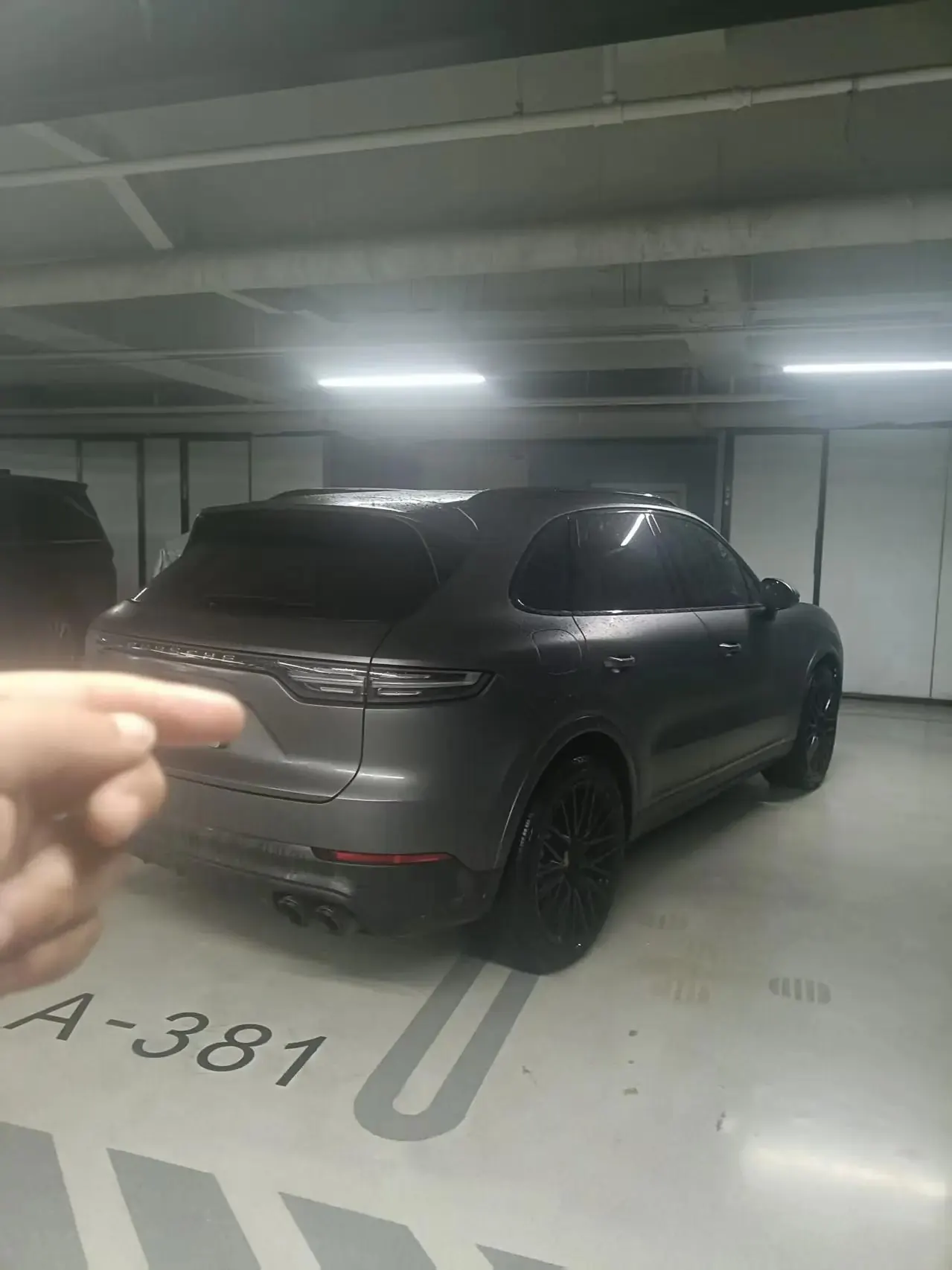 Cayenne New Energy 2022 Cayenne E-Hybrid 2.0T Platinum Edition 7