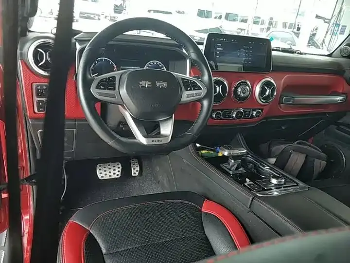 Beijing BJ40 2021 2.0D Automatic Four-wheel Drive Blade Hero Edition Chivalrous Type 10