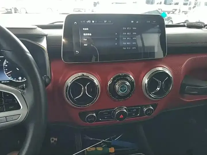 Beijing BJ40 2021 2.0D Automatic Four-wheel Drive Blade Hero Edition Chivalrous Type 13
