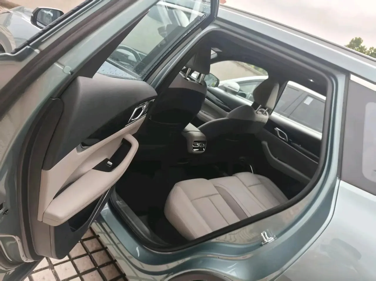 Geely 2025 Boyue L 1.5TD Start Automatic Gear 2